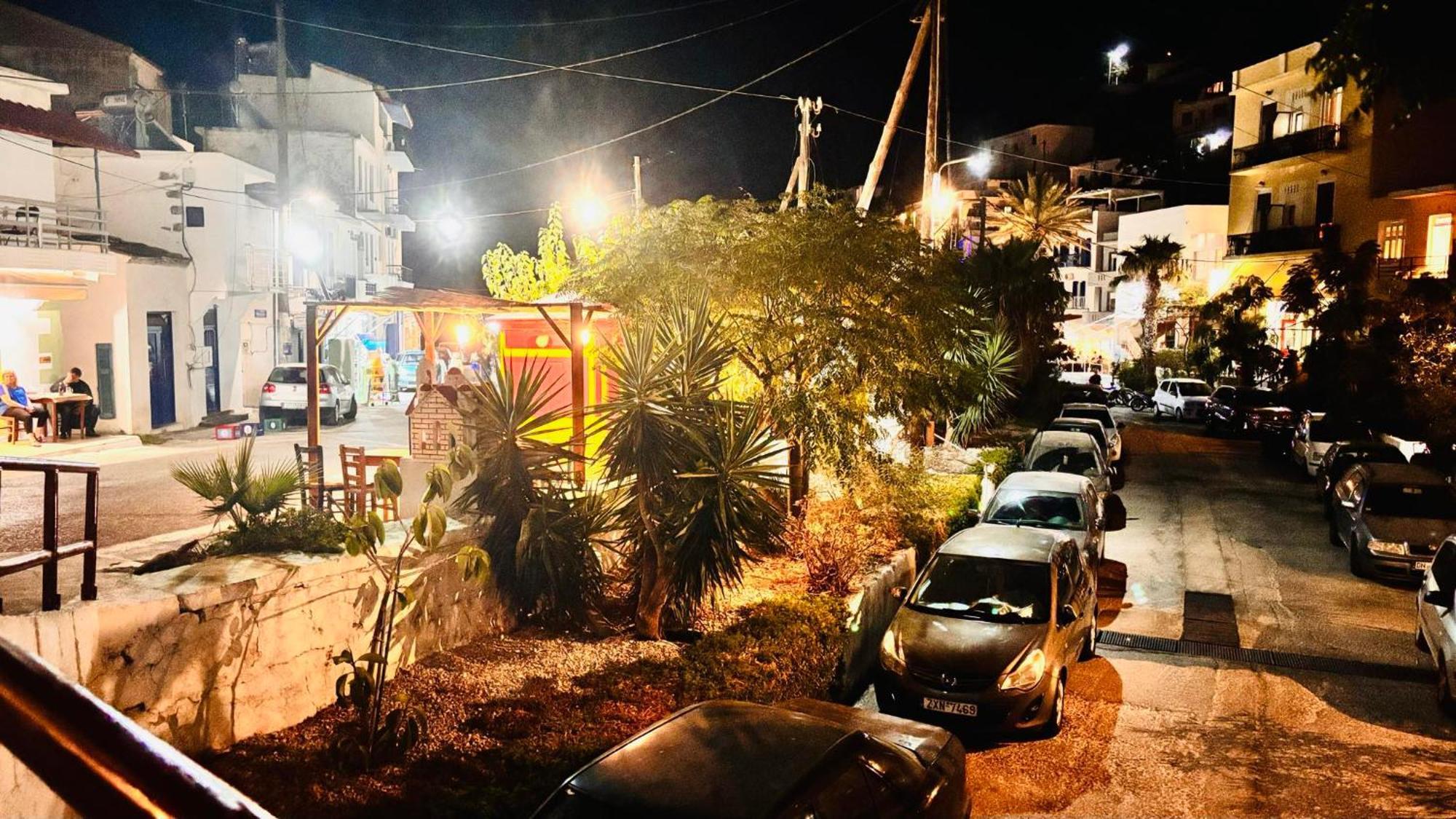 Nefeli Hotel Agios Kirykos  Ngoại thất bức ảnh